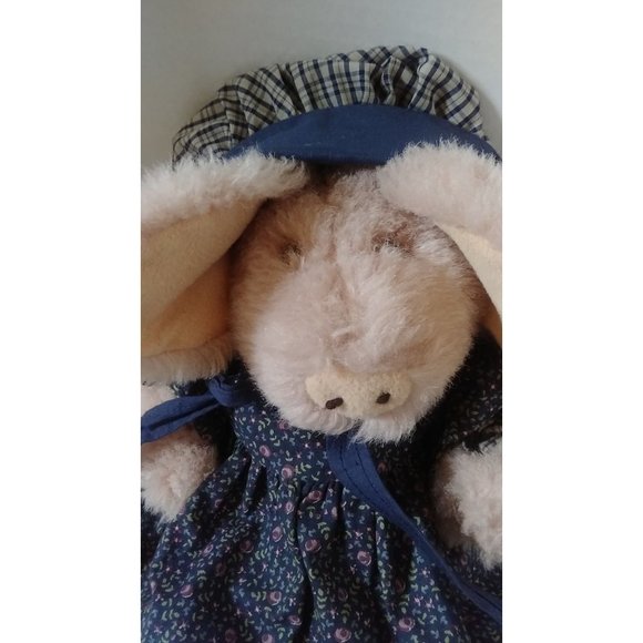 Boyd's Bears Prime rose Pig 1985-96 w/Bear wear Plush Toy 10" - Picture 9 of 10